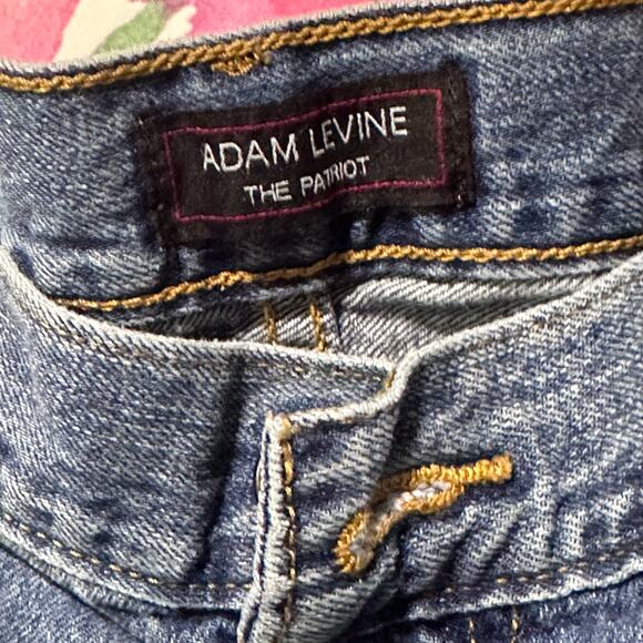 Adam Levine Mens Size 38 x 32 Medium Wash Distressed Patriot Straight Jeans - Picture 5 of 7